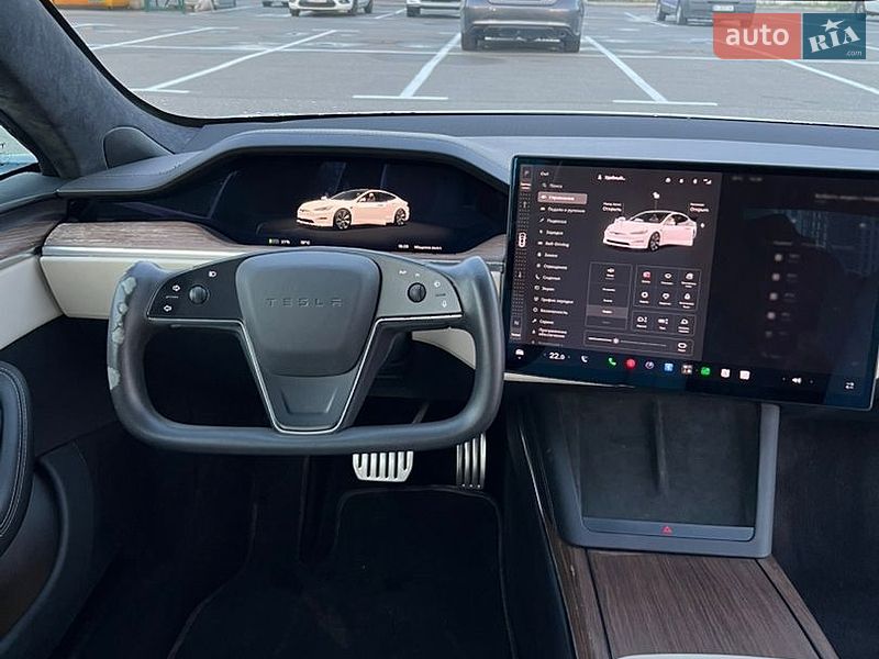 Ліфтбек Tesla Model S 2022 в Львові
