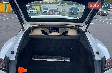 Ліфтбек Tesla Model S 2022 в Львові