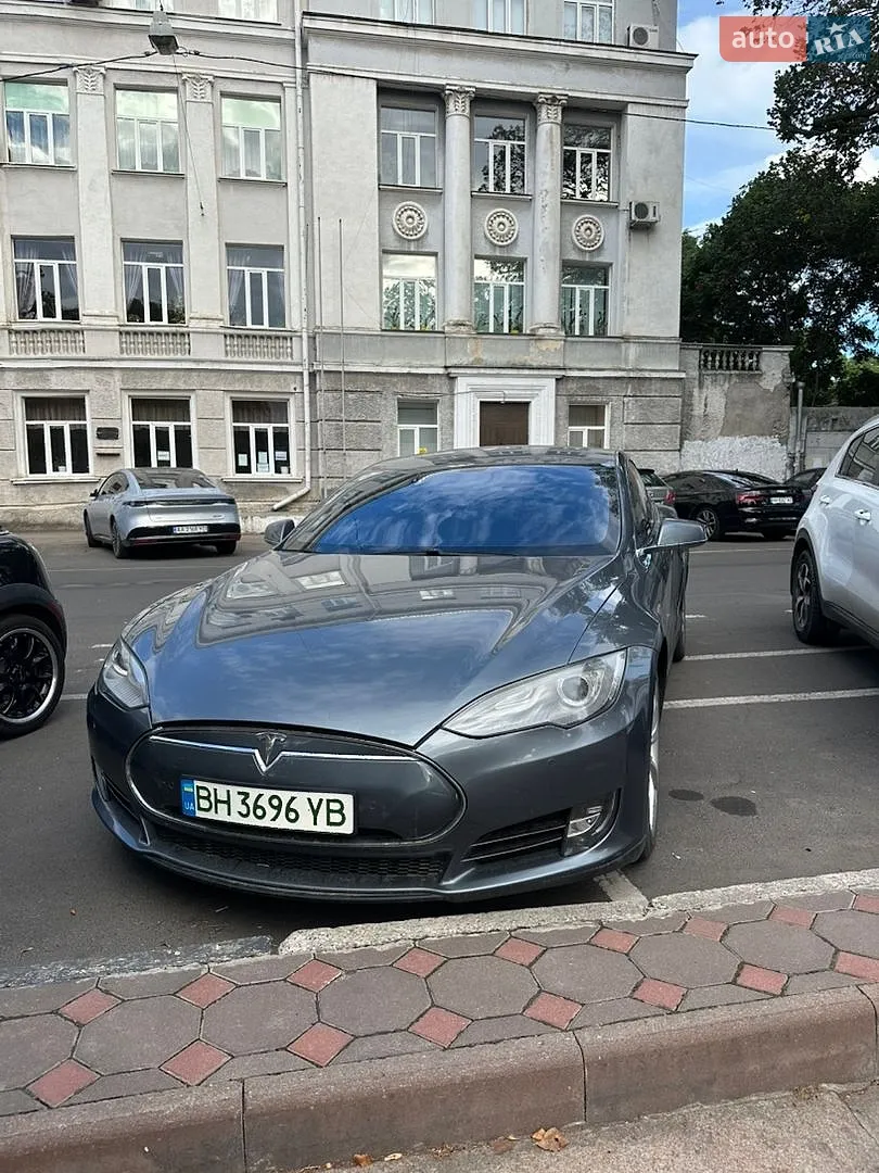 2013 Tesla Model S - мініатюра 2