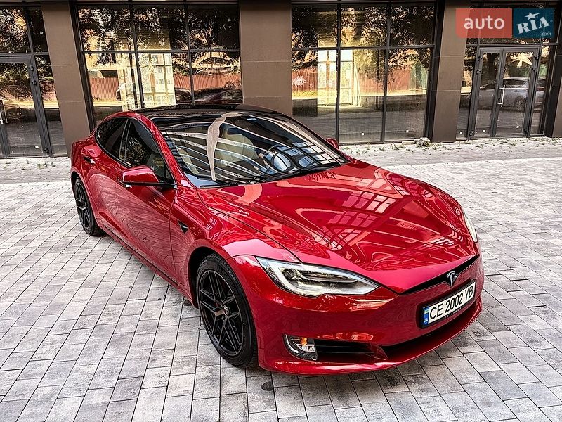 Tesla Model S 2019