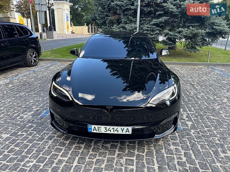 Ліфтбек Tesla Model S 2022 в Дніпрі