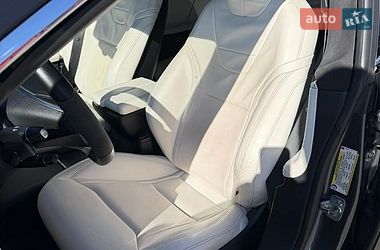Ліфтбек Tesla Model S 2016 в Києві