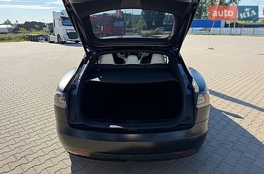 Ліфтбек Tesla Model S 2016 в Києві