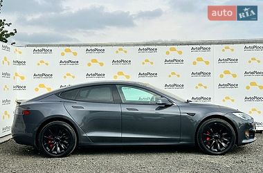 Лифтбек Tesla Model S 2016 в Луцке