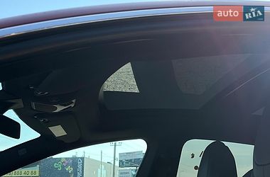 Лифтбек Tesla Model S 2018 в Львове