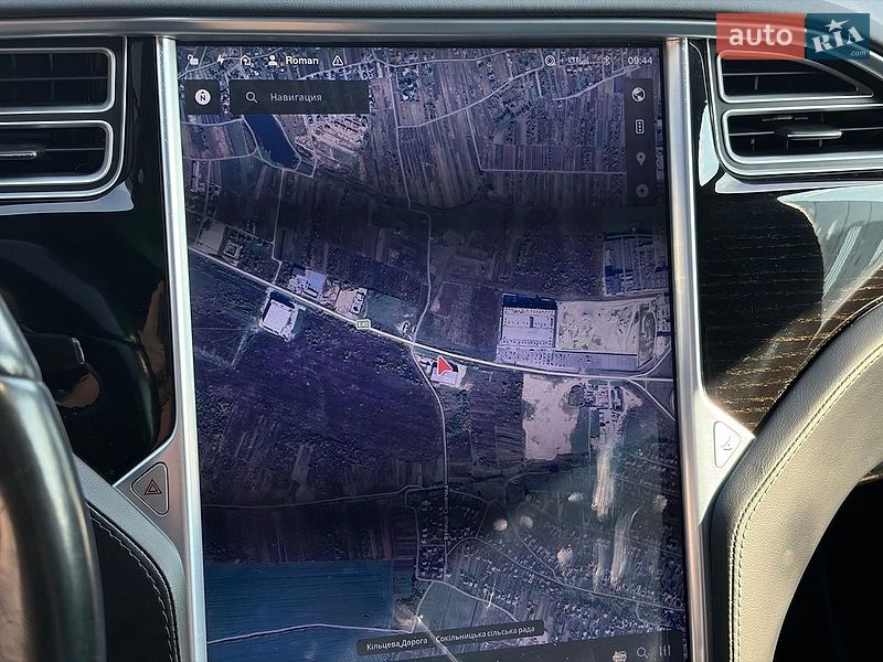 Лифтбек Tesla Model S 2018 в Львове