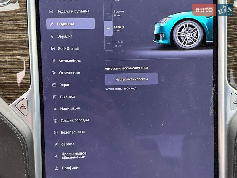 Лифтбек Tesla Model S 2017 в Стрые