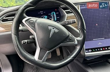 Лифтбек Tesla Model S 2017 в Стрые