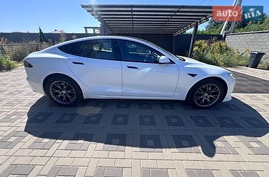 Лифтбек Tesla Model S 2021 в Киеве