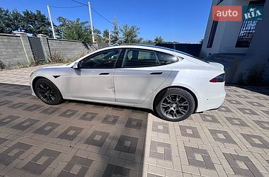 Лифтбек Tesla Model S 2021 в Киеве