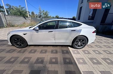 Лифтбек Tesla Model S 2021 в Киеве