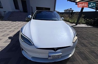 Лифтбек Tesla Model S 2021 в Киеве