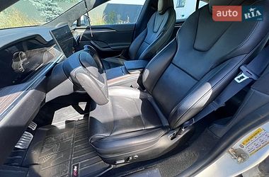 Лифтбек Tesla Model S 2021 в Киеве