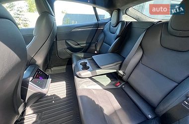 Лифтбек Tesla Model S 2021 в Киеве