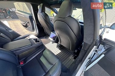 Лифтбек Tesla Model S 2021 в Киеве
