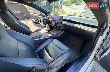 Лифтбек Tesla Model S 2021 в Киеве