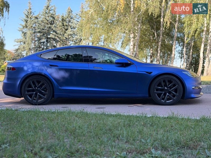 Ліфтбек Tesla Model S 2021 в Києві