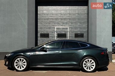 Лифтбек Tesla Model S 2013 в Киеве
