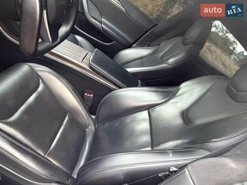 Ліфтбек Tesla Model S 2022 в Миколаєві
