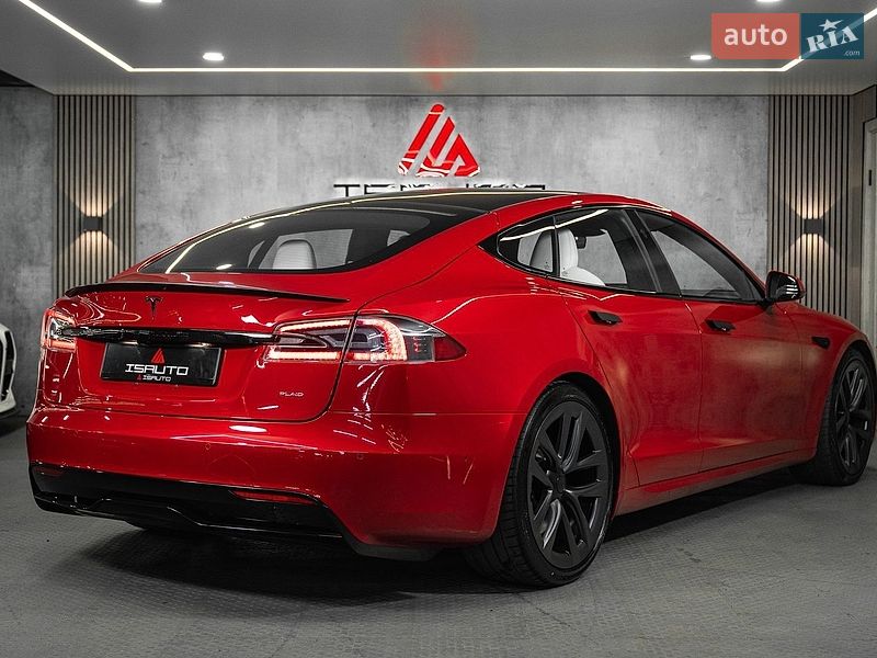 Ліфтбек Tesla Model S 2021 в Одесі