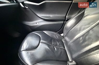 Лифтбек Tesla Model S 2014 в Виннице