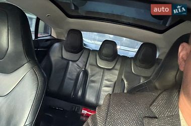 Лифтбек Tesla Model S 2014 в Виннице