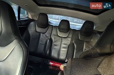 Лифтбек Tesla Model S 2014 в Виннице