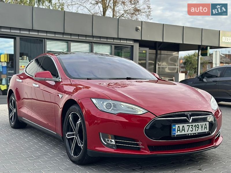 Лифтбек Tesla Model S 2013 в Владимире