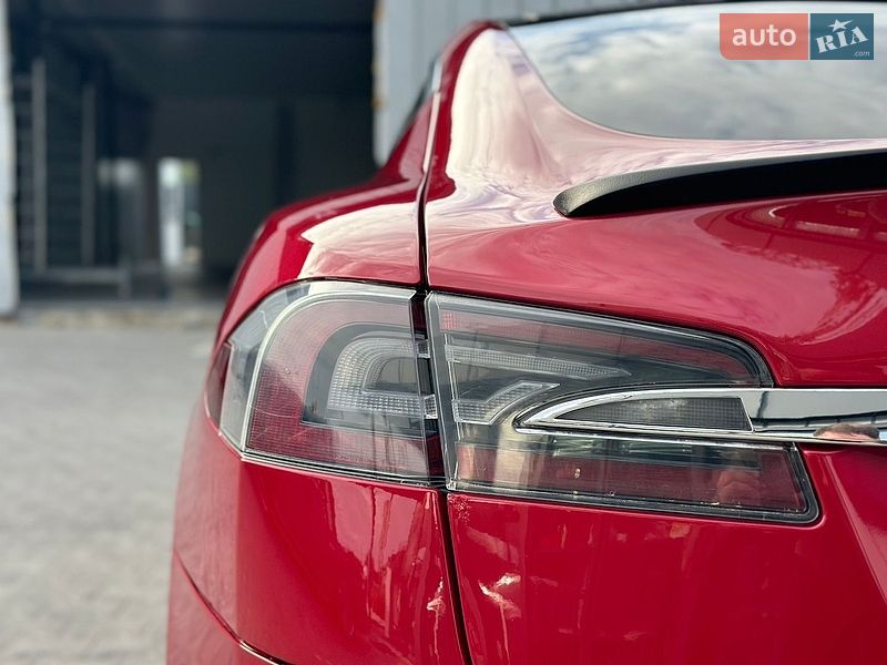 Лифтбек Tesla Model S 2013 в Владимире
