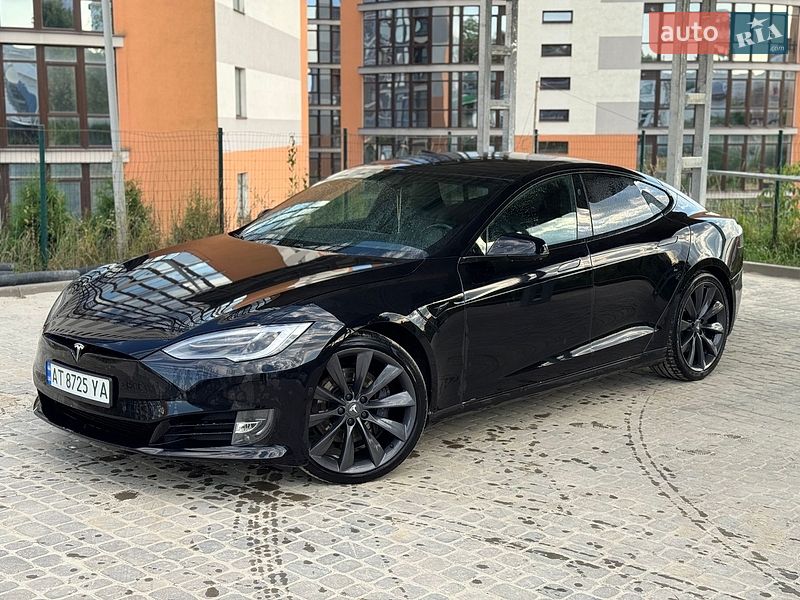 Tesla Model S 2017