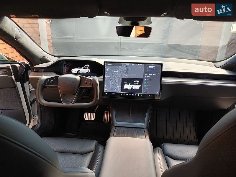 Лифтбек Tesla Model S 2022 в Днепре
