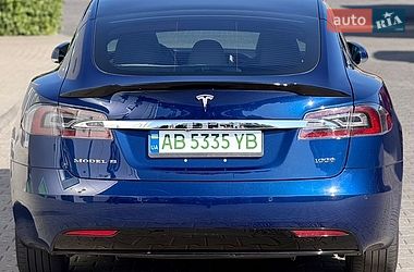 Лифтбек Tesla Model S 2018 в Виннице