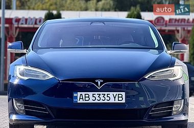 Лифтбек Tesla Model S 2018 в Виннице