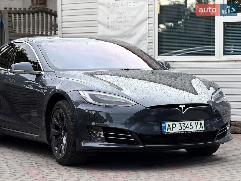 Tesla Model S 2020 Tesla Model S 2020