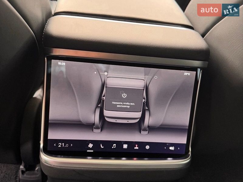 Лифтбек Tesla Model S 2022 в Киеве