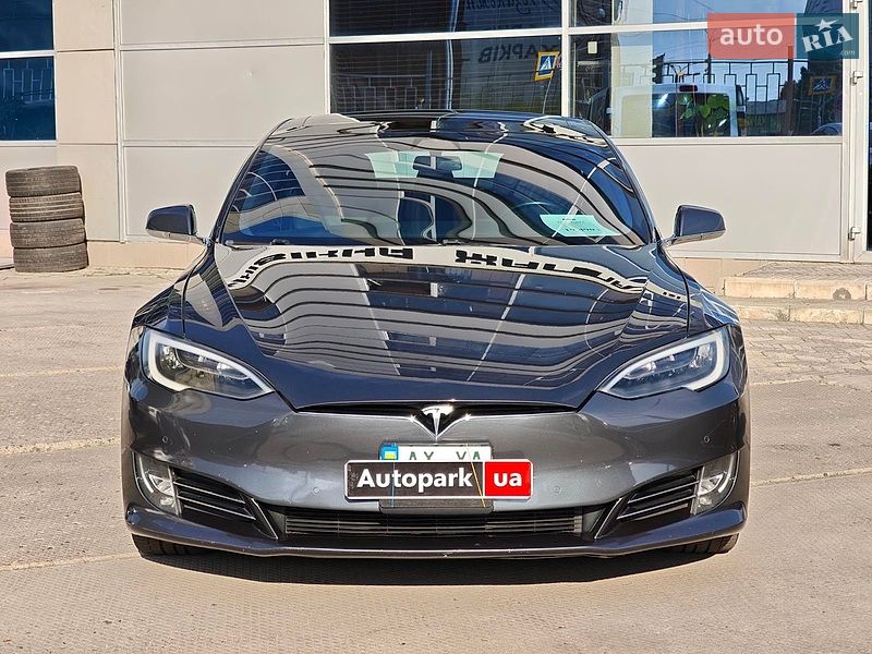 Лифтбек Tesla Model S 2018 в Харькове фото 2 Лифтбек Tesla Model S 2018 в Харькове