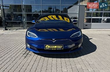 Ліфтбек Tesla Model S 2018 в Івано-Франківську