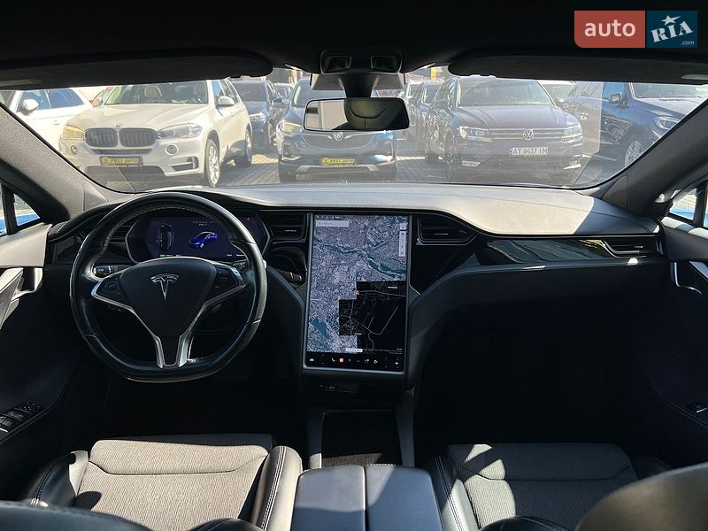 Ліфтбек Tesla Model S 2018 в Івано-Франківську