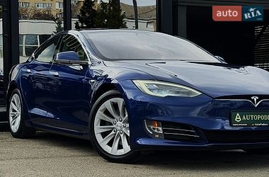 Ліфтбек Tesla Model S 2018 в Києві