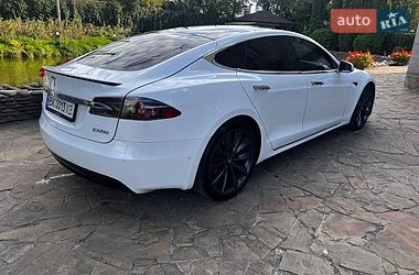 Лифтбек Tesla Model S 2017 в Ровно фото 8 Лифтбек Tesla Model S 2017 в Ровно