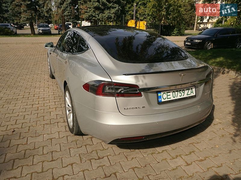 Лифтбек Tesla Model S 2018 в Черновцах фото 8 Лифтбек Tesla Model S 2018 в Черновцах