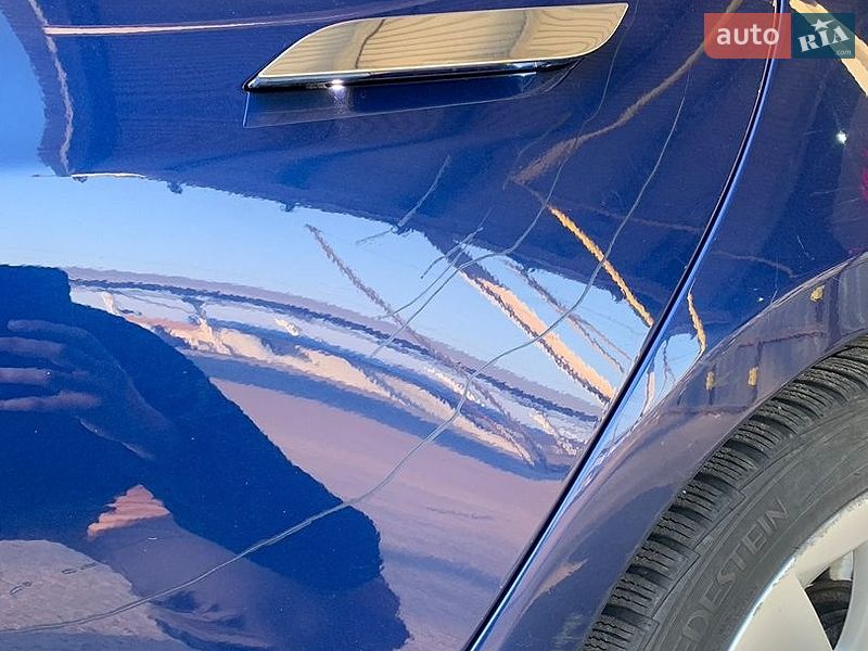 Лифтбек Tesla Model S 2016 в Софиевской Борщаговке
