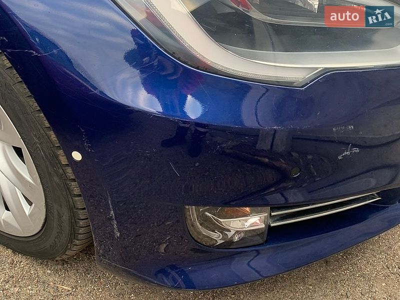 Лифтбек Tesla Model S 2016 в Софиевской Борщаговке