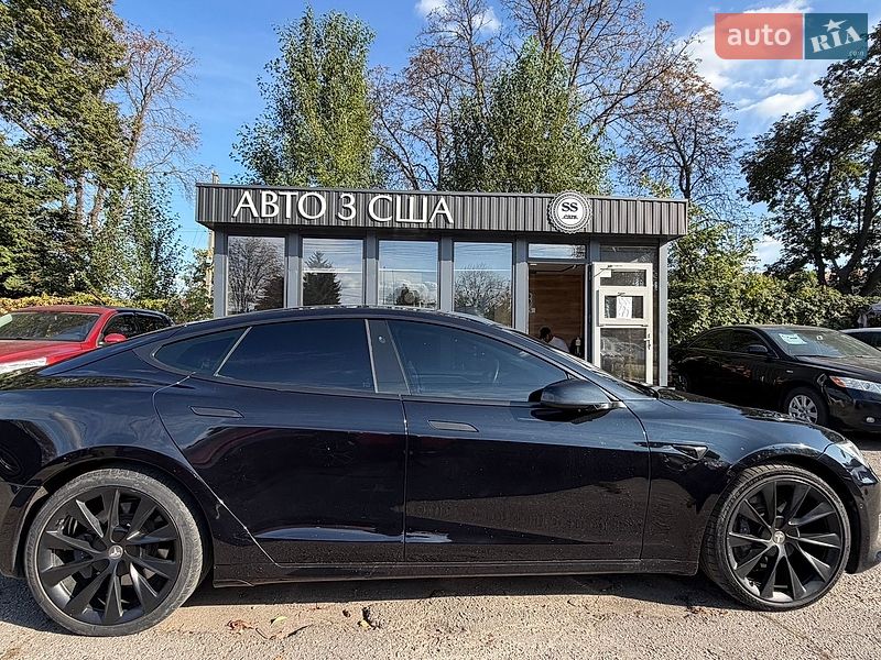 Ліфтбек Tesla Model S 2018 в Полтаві