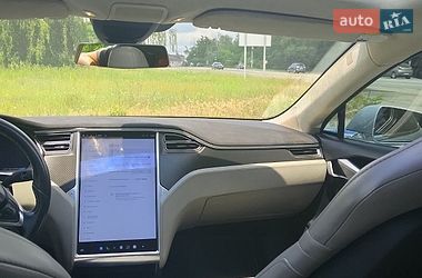 Лифтбек Tesla Model S 2016 в Житомире