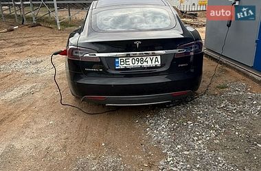 Ліфтбек Tesla Model S 2015 в Миколаєві фото 3 Ліфтбек Tesla Model S 2015 в Миколаєві
