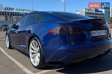 Лифтбек Tesla Model S 2017 в Одессе
