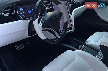 Лифтбек Tesla Model S 2017 в Одессе