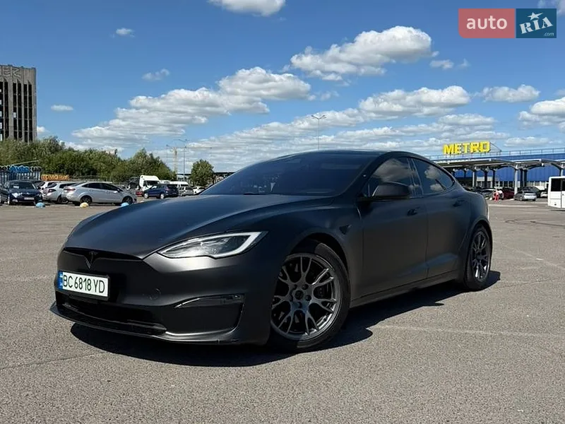 Tesla Model S 2023