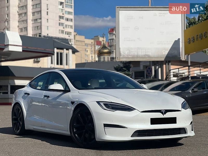 Лифтбек Tesla Model S 2021 в Одессе